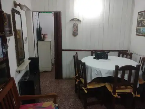 Local - Los Polvorines