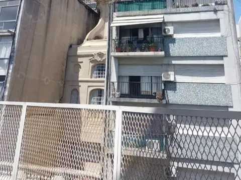 VENTA SEMIPISO 4 AMB.FTE C/BCON EXCEPCIONAL  