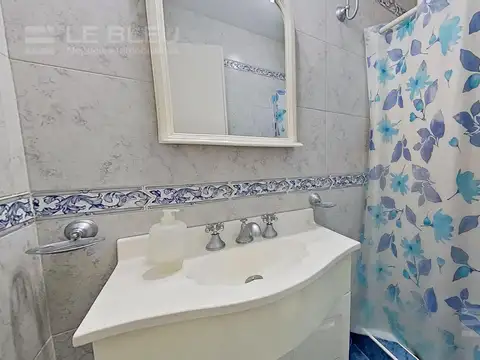 Depto Tipo Casa 4 ambientes con 3 baños