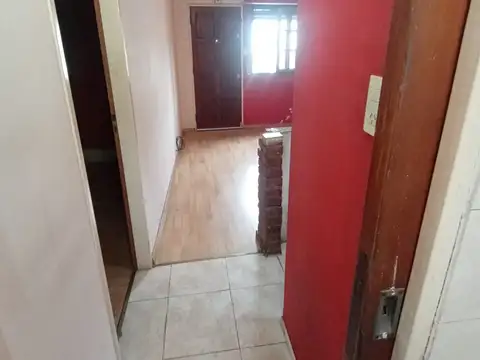 Depto Tipo Casa 2 ambientes con 1 baño
