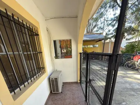 Depto Tipo Casa en Alquiler 60 años