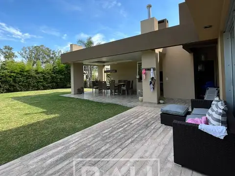 Casa en Alquiler Temporal de 4 dormitorios