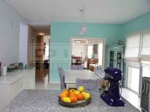 Casa en Venta en Benavidez, USD 440.000