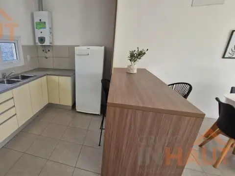 Depto Tipo Casa en Venta con 1 cocheras