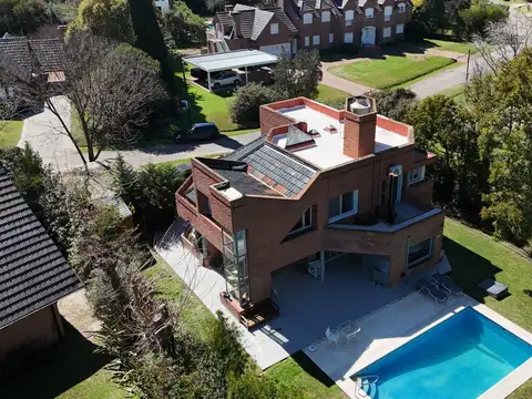 Casa en Alquiler en Country Club Los Cardales, USD 1.166
