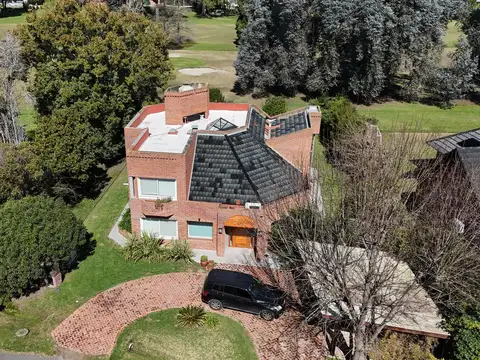 Casa en Alquiler de 4 dormitorios