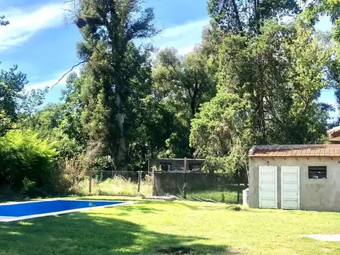 CASA EN VENTA 4 AMB CON PILETA LOMA VERDE ESCOBAR