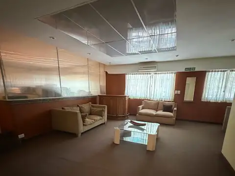 Galpon en Venta 42  mts Fondo