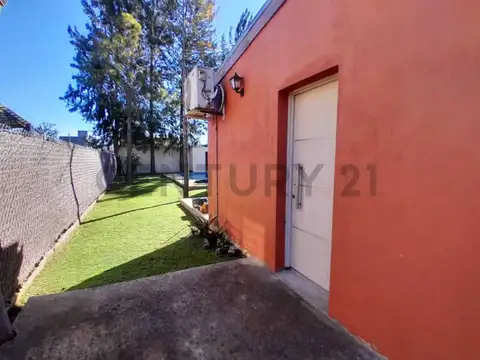 Casa 2 ambientes con 1 baño