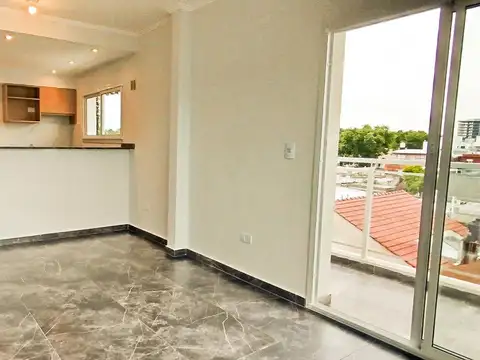 Departamento 3 ambientes en 25 de mayo 1600 3° C- S.Martin(Ctro)