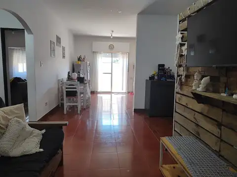 Depto Tipo Casa en Venta de 3 ambientes