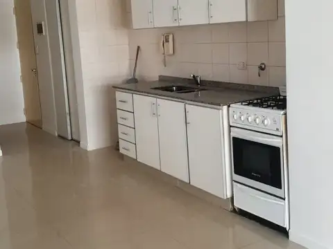 José Cubas 3300, Piso 2