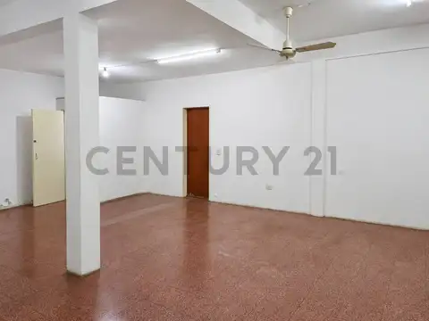 Local en Alquiler en Pilar Centro, $ 800.000