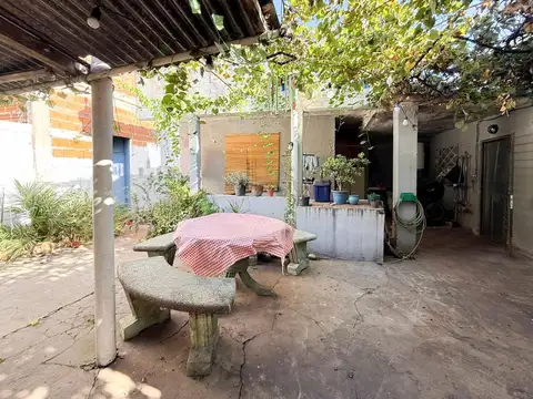 CASA - 3 AMBIENTES  - PARQUE SAN MARTIN