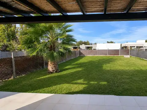Casa en Alquiler de 3 dormitorios
