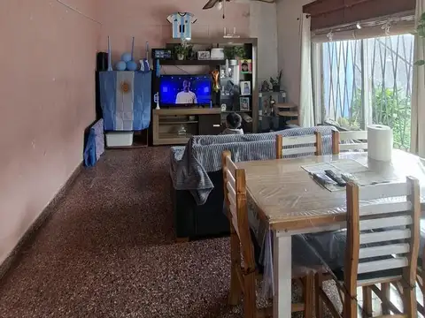 Depto Tipo Casa en Venta de 2 dormitorios