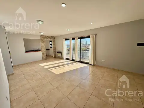 Depto Tipo Casa 4 ambientes con 1 baño