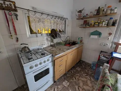 Casa en Venta con 3 cocheras