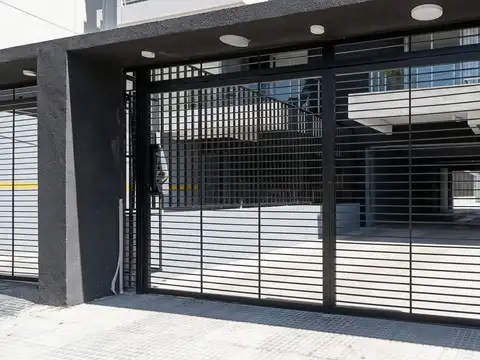 Cochera descubierta  en venta ubicada en Santos Lugares