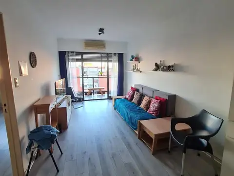 Departamento Congreso 2 ambientes - balcon - frente - piso alto