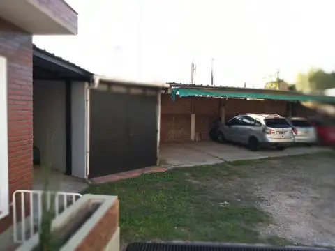 Aristóbulo del Valle al 300