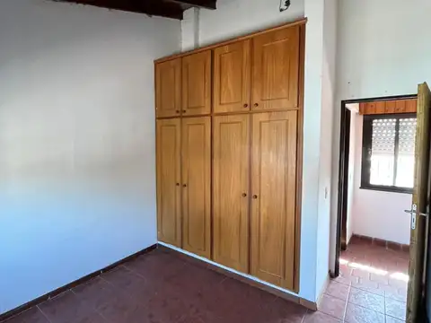 Depto Tipo Casa en Alquiler en Merlo, $ 650.000