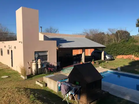 Casa 4 ambientes con 1 baño