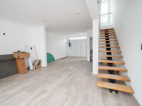 Dúplex con cochera  a Estrenar!