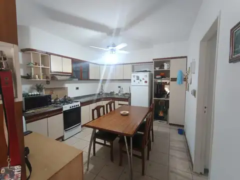 Casa en Venta en República De La Sexta, USD 120.000