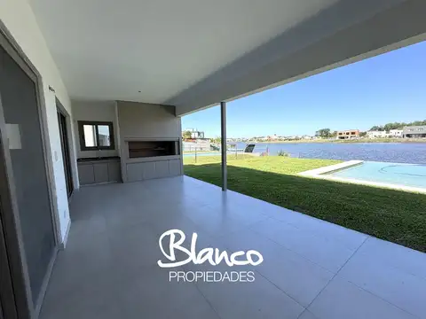 Casa en Venta de 5 dormitorios