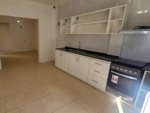 Casa  4 ambientes en venta en Virreyes