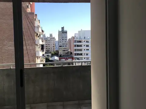 3 DE FEBRERO 2000, Piso 7