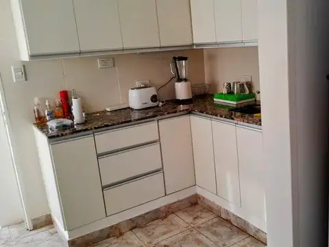 Casa 12 ambientes con 6 baños