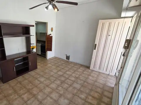 Depto Tipo Casa en Venta de 2 ambientes