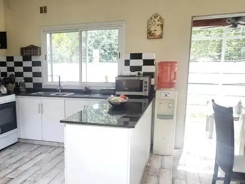 Casa 4 ambientes con 3 baños