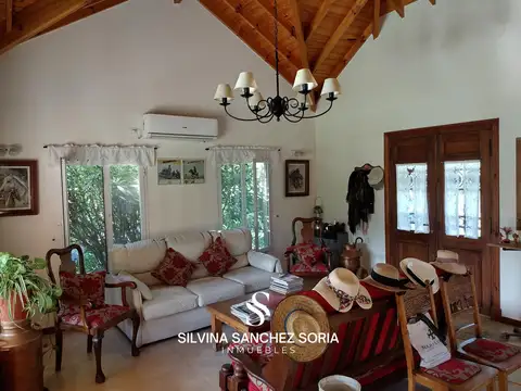 Casa 3 ambientes con 2 baños