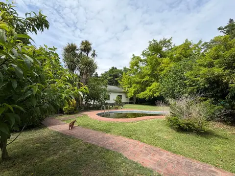 Casa en venta en Loma Verde   -   ID 5889