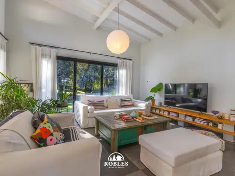 Casa en Alquiler en Barrancas De San Benito, USD 1.300