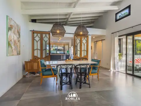 Casa 3 ambientes con 2 baños