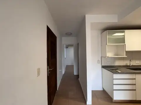 Departamento en Alquiler en Coronel Dorrego, $ 500.000