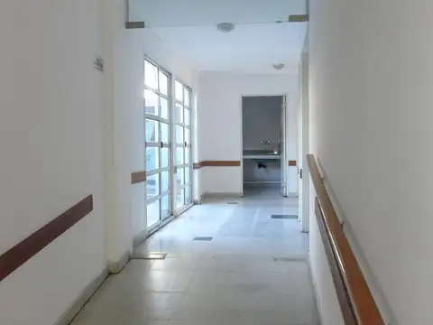 Oficina de 1200 m² en San Isidro - Edificio en Block!