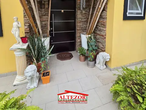Casa en Venta de 4 dormitorios