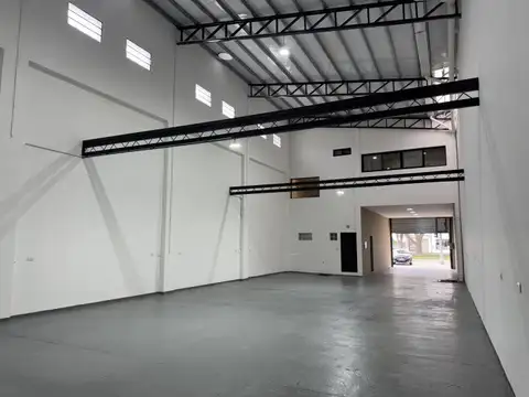 Galpon en Alquiler en Granadero Baigorria, $ 4.300.000