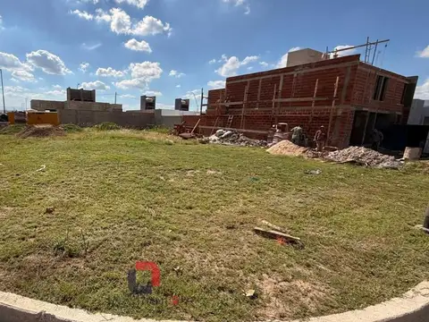 Terreno en Venta en Barrio Rincones de Manantiales, USD 59.000