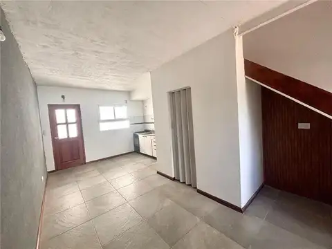 DEPARTAMENTO 3 AMBIENTES - LUIS GUILLÓN, GRAN BS. AS. SUR