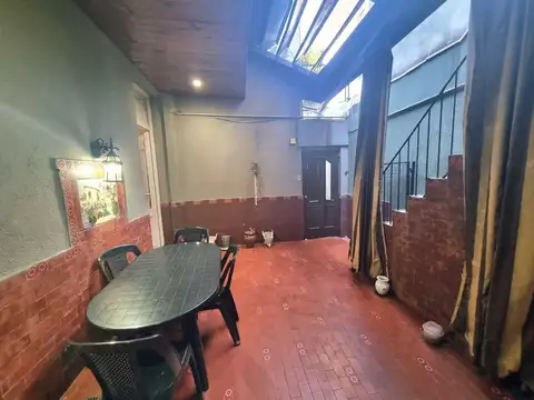 Depto Tipo Casa en Venta de 4 dormitorios