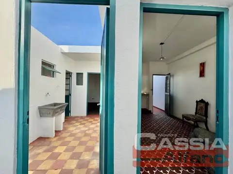 Depto Tipo Casa 2 ambientes con 1 baño
