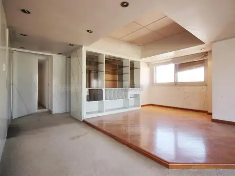 Departamento 6 ambientes con 3 baños