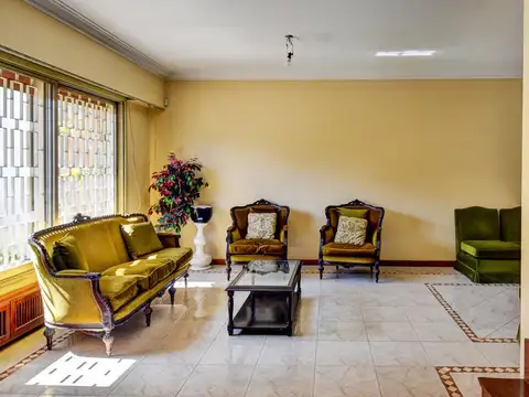 Casa en Venta en Olivos Golf, USD 350.000