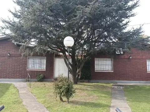 Avenida 2 e/ 105 y 107